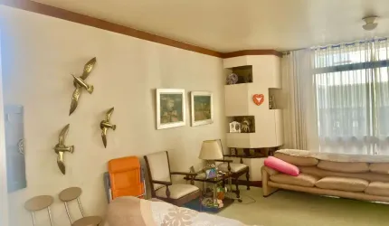 Sobrado para venda possui 367 metros quadrados com 5 quartos em Santana - São Paulo - SP