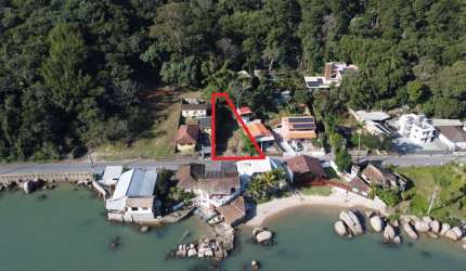 Terreno à venda na Rua Gilson da Costa Xavier, 610, Sambaqui, Florianópolis por R$ 1.400.000