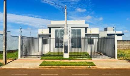 Casa para Venda em Londrina, Gleba Simon Frazer, 3 dormitórios, 1 suíte, 2 banheiros, 1 vaga