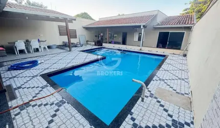Casa para Venda em Londrina, Parque Residencial Joaquim Toledo Piza, 3 dormitórios, 1 banheiro, 2 vagas