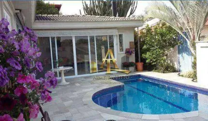 Excelente casa à venda no Residencial Alphaville 05 - Confira!