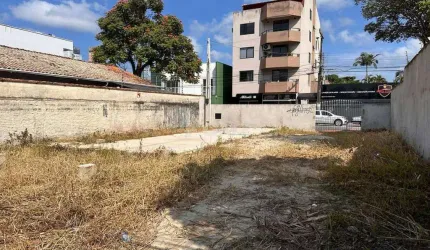 Terreno à venda em ótima localização no  Centro de  Balneário Camboriú