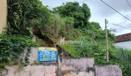 Terreno à venda, 353 m² por R$ 600.000 - São Mateus - Juiz de Fora/MG