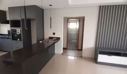 CASA PARA ALUGAR COM 3 QUARTOS SENDO 1 SUÍTE E 2 VAGAS NO BAIRRO SWIFT EM CAMPINAS