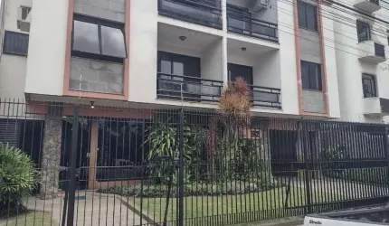 Apartamento em Centro  -  Campos dos Goytacazes