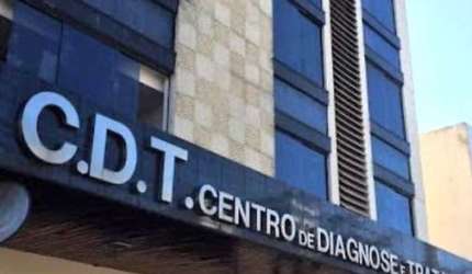 Sala em Centro  -  Campos dos Goytacazes