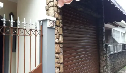 Casa em Parque Califórnia  -  Campos dos Goytacazes