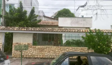 Casa em Parque São Caetano  -  Campos dos Goytacazes