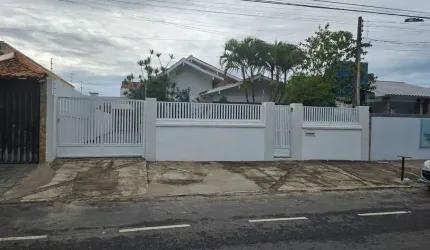 Casa em Parque Califórnia  -  Campos dos Goytacazes