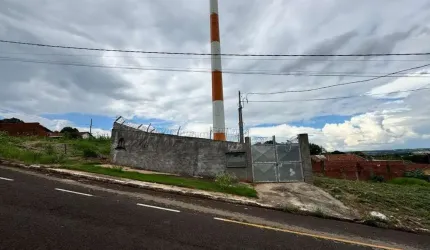 Terreno à venda