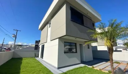 Sobrado para Venda em Palhoça, Bela Vista, 3 dormitórios, 1 suíte, 3 banheiros, 2 vagas
