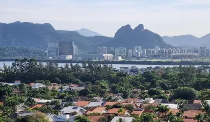 EXCELENTE APARTAMENTO DUPLEX  COND: MUNDO NOVO