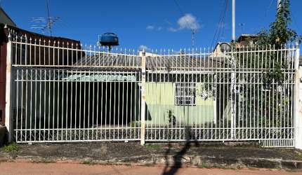 Casa à Venda com 2 Quartos – Samambaia Norte