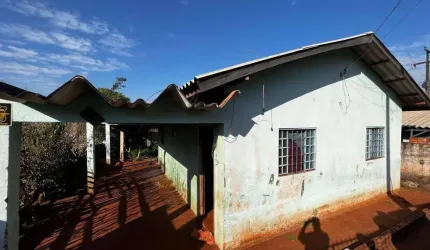 Casa com 3 dormitórios à venda, 104 m² por R$ 180.000,00 - Jardim Santa Monica - Rolândia/PR