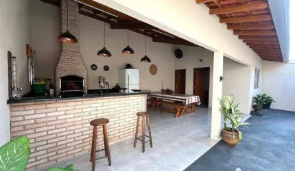 Casa com 3 dormitórios à venda, 116 m² por R$ 370.000,00 - Conjunto Habitacional San Tiago - Rolândia/PR