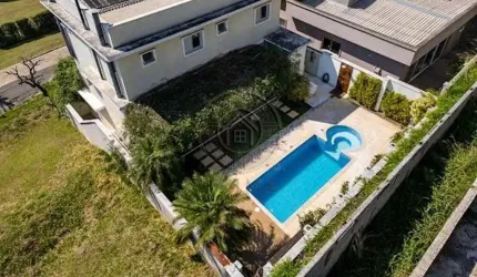Condominio Valville 2 - Casa com Piscina e Gourmet Completo – Condomínio Valville 2 | Alphaville/SP