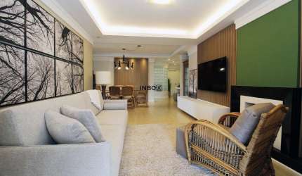 INBOX CIA IMOBILIÁRIA ALUGA: Apartamento com duas suítes mobiliado com 168m² no Centro de Bento Gonçalves.
