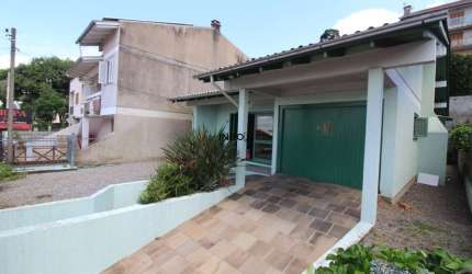INBOX CIA IMOBILIÁRIA VENDE, CASA EM BENTO GONÇALVES NO OURO VERDE.