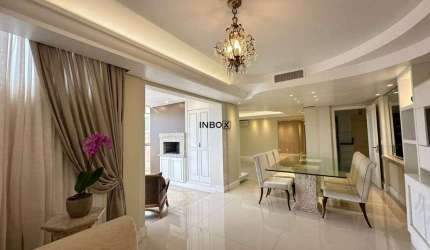 INBOX CIA IMOBILIÁRIA VENDE - Apartamento com três suítes mobiliado no São Francisco.