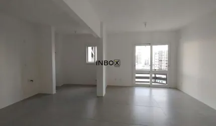 COM SACADA ABERTA E 1 DORMITÓRIO NO CENTRO