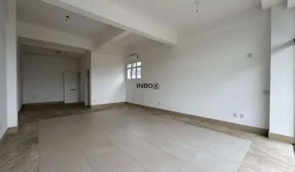 INBOX CIA IMOBILIÁRIA ALUGA - SALA COMERCIAL DE ANDAR NO BAIRRO CENTRO DE CARLOS BARBOSA