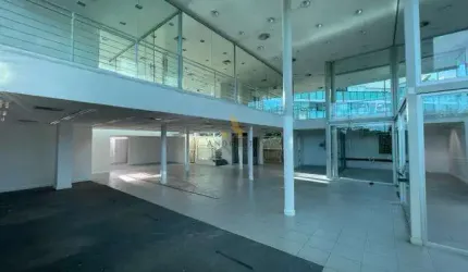 Prédio com 2 salas para alugar na Avenida das Américas, 12300, Recreio dos Bandeirantes, Rio de Janeiro por R$ 100.000