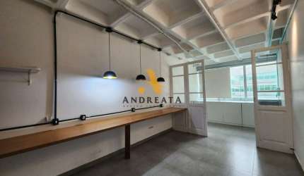 Sala comercial para alugar na Avenida das Américas, 18000, Recreio dos Bandeirantes, Rio de Janeiro por R$ 1.100