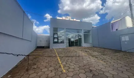 Excelente Ponto comercial - Rua 13 de Maio.