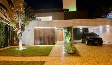 LINDÍSSIMA CASA COM 03 SUÍTES NO LAGO SUL (MOBILIADA E DECORADA)