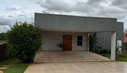 LINDA CASA NO RESIDENCIAL PRIMAVERA