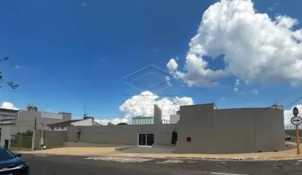Imóvel comercial no Jardim Aeroporto!