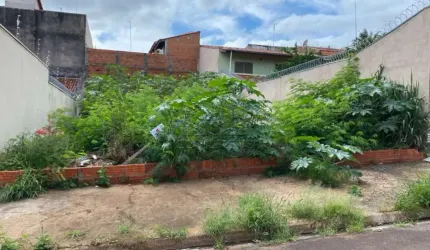 Terreno Padrão em Jaú