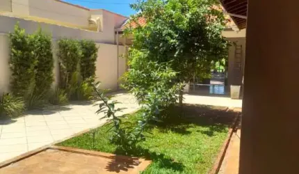 Casa Padrão em Jaú