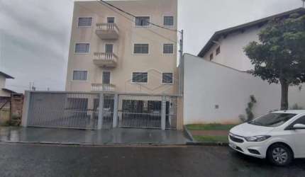 Ótimo apartamento no CEDRO DO LÍBANO!