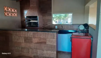 Casa com ótima localização