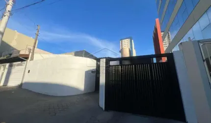 SOBRADO AMPLO NA VILA AVIAÇÃO - ÓTIMO POTENCIAL COMERCIAL