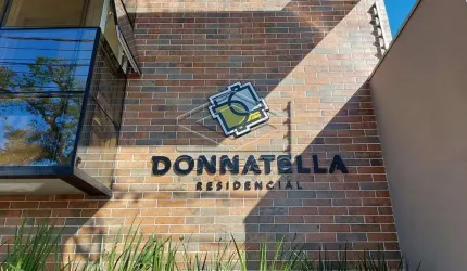 LINDO APARTAMENTO SOL DA MANHÃ NO DONATELLA!