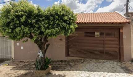 Casa à venda - Com Edícula - PRESIDENTE GEISEL