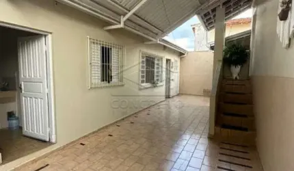 Casa à Venda