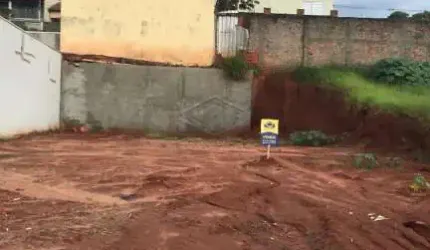 Terreno Padrão em Botucatu