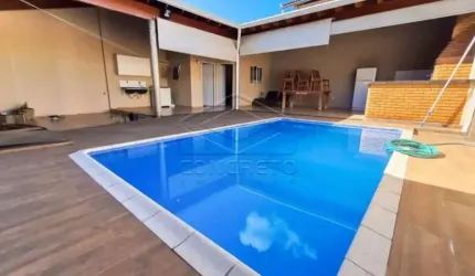 Casa com área de lazer no Bela Vista