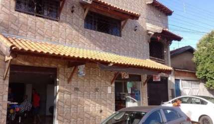 SOBRADO COM SALÃO COMERCIAL - PARQUE JARAGUÁ