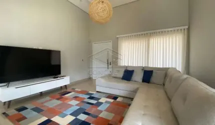 Casa Condomínio em Pardinho