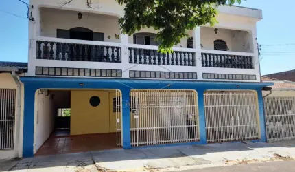 SOBRADO À VENDA - CENTRO