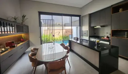 Excelente casa no Condomínio Taiúva