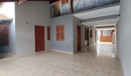 SOBRADO COM PISCINA - JD. BELA VISTA