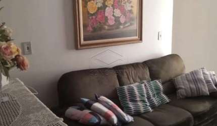 RESIDÊNCIA DE ESQUINA PARA VENDA