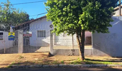 Excelente residência com 06 dormitórios - JD Carolina