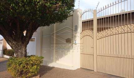 Casa Padrão em Bauru