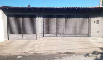 CASA AMPLA PARA VENDA NO GEISEL!